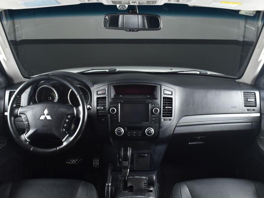 Mitsubishi Pajero IV Рестайлинг 1 Кемерово  - изображение 7