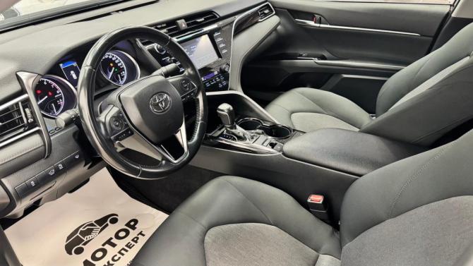 Toyota Camry VIII (XV70) с пробегом 2019 года, цена 2 780 000 рублей, 106073 км, седан, Автокод Объявления