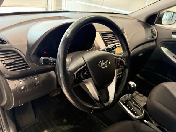 Hyundai Solaris I с пробегом 2013 года, цена 839 000 рублей, 162000 км, седан, Автокод Объявления