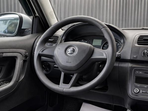 Skoda Fabia II Рестайлинг с пробегом 2014 года, цена 637 000 рублей, 231030 км, хэтчбек, Автокод Объявления