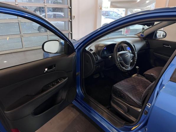 Hyundai i30 I Рестайлинг с пробегом 2010 года, цена 690 000 рублей, 242169 км, хэтчбек, Автокод Объявления