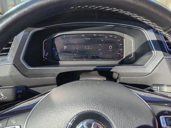 Volkswagen Tiguan II с пробегом 2020 года, цена 2 650 000 рублей, 110427 км, внедорожник, Автокод Объявления