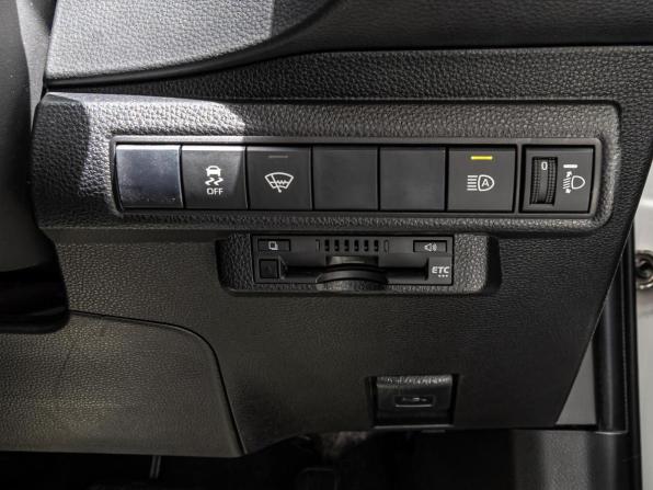 Toyota Corolla XII (E210) с пробегом 2019 года, цена 1 320 000 рублей, 70325 км, хэтчбек, Автокод Объявления