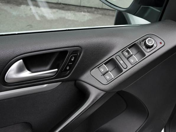 Volkswagen Tiguan I Рестайлинг с пробегом 2013 года, цена 1 645 000 рублей, 108227 км, внедорожник, Автокод Объявления
