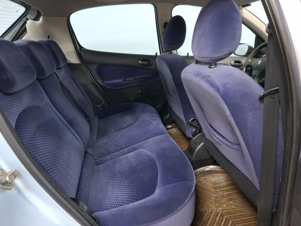 Peugeot 206 с пробегом 2005 года, цена 279 000 рублей, 178296 км, хэтчбек, Автокод Объявления