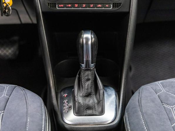 Volkswagen Polo V с пробегом 2013 года, цена 728 000 рублей, 237088 км, седан, Автокод Объявления