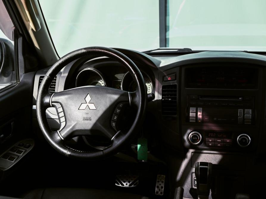 Mitsubishi Pajero IV Рестайлинг 1 Екатеринбург  - изображение 18