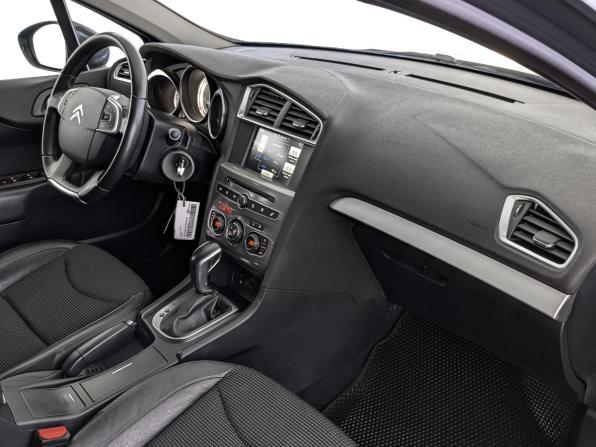 Citroen C4 II Рестайлинг с пробегом 2017 года, цена 1 100 000 рублей, 108242 км, седан, Автокод Объявления