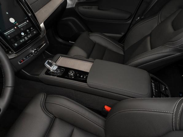 Volvo XC90 II Рестайлинг 2 с пробегом 2026 года, цена 11 100 000 рублей, 20 км, внедорожник, Автокод Объявления