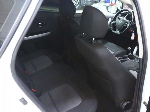 Kia Ceed II с пробегом 2014 года, цена 871 000 рублей, 159900 км, универсал, Автокод Объявления