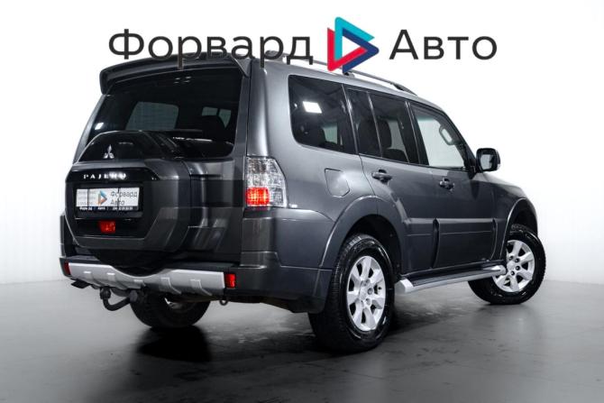 Mitsubishi Pajero IV Рестайлинг 1 с пробегом 2014 года, цена 2 100 000 рублей, 322908 км, внедорожник, Автокод Объявления