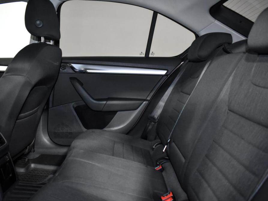 Skoda Octavia III (A7) Санкт-Петербург  - изображение 13