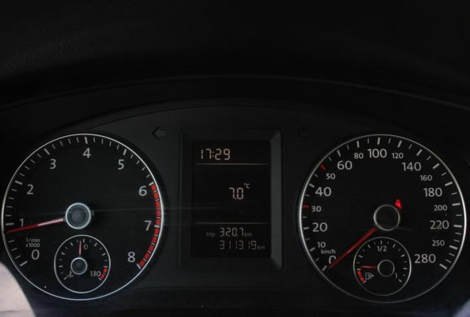 Volkswagen Jetta VI с пробегом 2013 года, цена 880 000 рублей, 311312 км, седан, Автокод Объявления