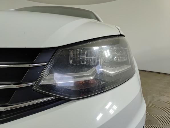 Volkswagen Polo V Рестайлинг с пробегом 2019 года, цена 1 200 000 рублей, 130670 км, седан, Автокод Объявления
