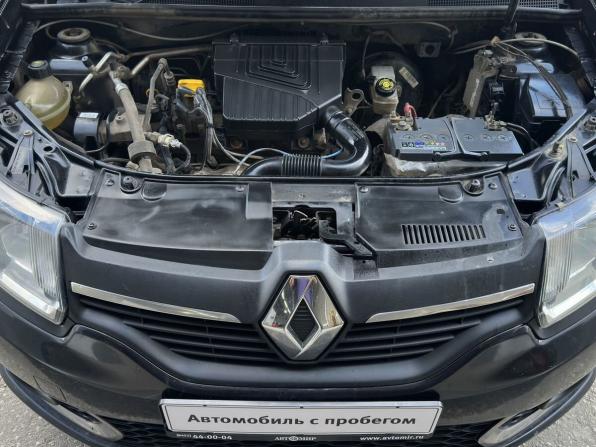 Renault Sandero II с пробегом 2015 года, цена 600 000 рублей, 176234 км, хэтчбек, Автокод Объявления