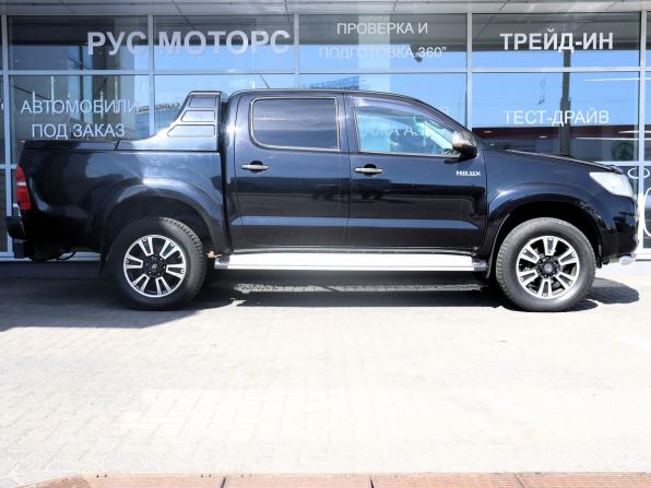 Toyota Hilux VII Рестайлинг с пробегом 2015 года, цена 2 657 000 рублей, 232300 км, пикап, Автокод Объявления