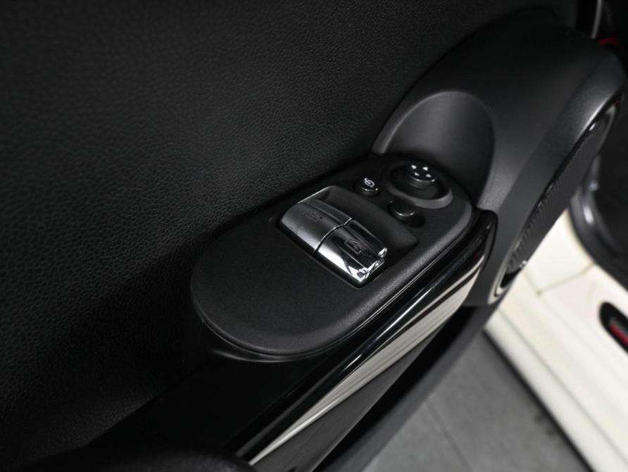 Mini Hatch III (F55/F56) Ростов-на-Дону  - изображение 28
