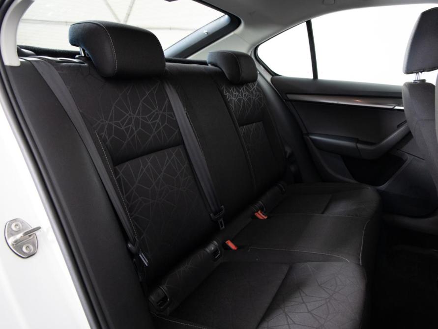 Skoda Octavia III (A7) Рестайлинг Санкт-Петербург  - изображение 14