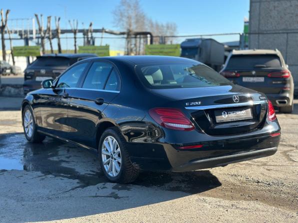 Mercedes-Benz E-Класс V (W213 S213 C238) с пробегом 2018 года, цена 2 929 000 рублей, 138246 км, седан, Автокод Объявления