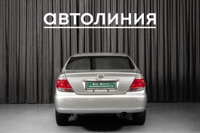 Toyota Camry V (XV30) Рестайлинг с пробегом 2005 года, цена 730 000 рублей, 420000 км, седан, Автокод Объявления
