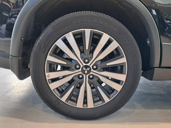 Mitsubishi Outlander III Рестайлинг 3 с пробегом 2019 года, цена 2 435 000 рублей, 99494 км, внедорожник, Автокод Объявления