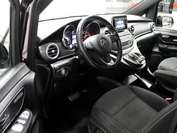Mercedes-Benz V-Класс III (W447) с пробегом 2018 года, цена 5 405 000 рублей, 78378 км, минивэн, Автокод Объявления