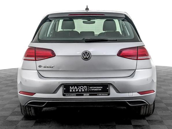 Volkswagen Golf VII Рестайлинг с пробегом 2019 года, цена 2 270 000 рублей, 81891 км, хэтчбек, Автокод Объявления