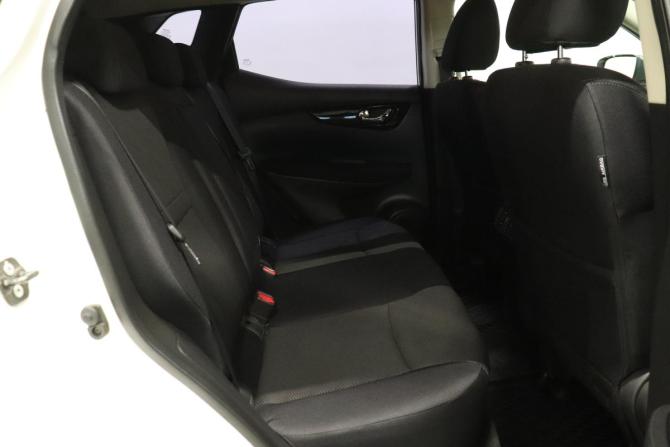 Nissan Qashqai II с пробегом 2018 года, цена 1 461 000 рублей, 53017 км, внедорожник, Автокод Объявления