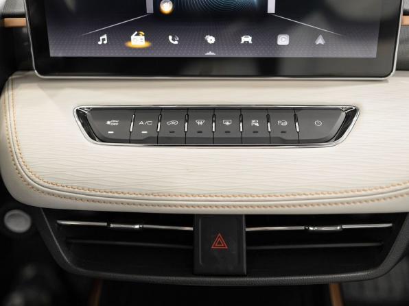 Haval Jolion I Рестайлинг с пробегом 2025 года, цена 2 430 000 рублей, 3040 км, внедорожник, Автокод Объявления
