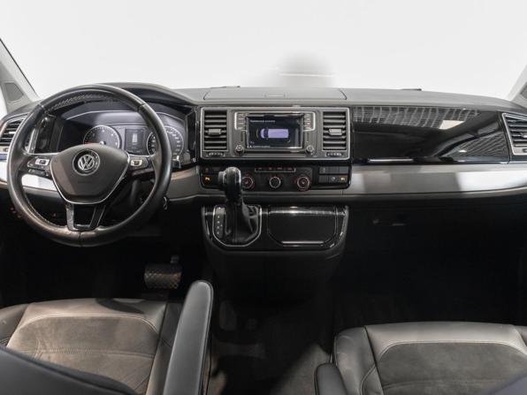 Volkswagen Multivan T6 с пробегом 2018 года, цена 4 395 000 рублей, 134962 км, минивэн, Автокод Объявления