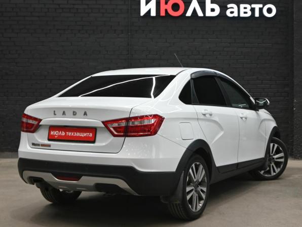 Lada (ВАЗ) Vesta I с пробегом 2018 года, цена 1 050 000 рублей, 71865 км, седан, Автокод Объявления