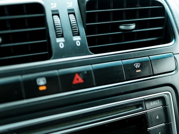 Volkswagen Polo V с пробегом 2015 года, цена 999 000 рублей, 127467 км, седан, Автокод Объявления