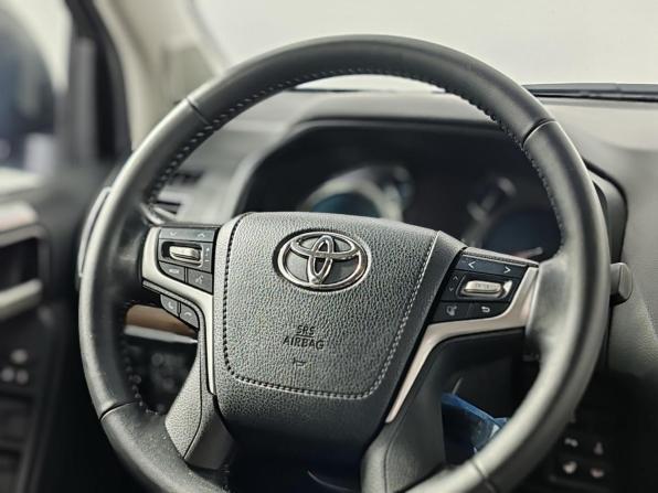 Toyota Land Cruiser Prado 150 Series Рестайлинг 3 с пробегом 2022 года, цена 6 999 000 рублей, 56751 км, внедорожник, Автокод Объявления