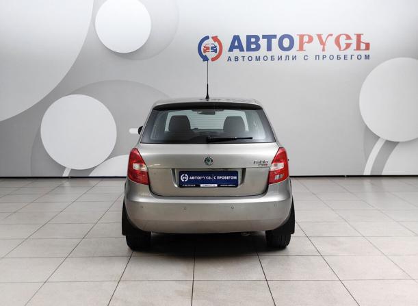 Skoda Fabia II Рестайлинг с пробегом 2011 года, цена 728 000 рублей, 110000 км, хэтчбек, Автокод Объявления