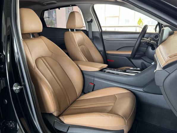 Hyundai Sonata VIII (DN8) с пробегом 2022 года, цена 2 250 000 рублей, 77008 км, седан, Автокод Объявления