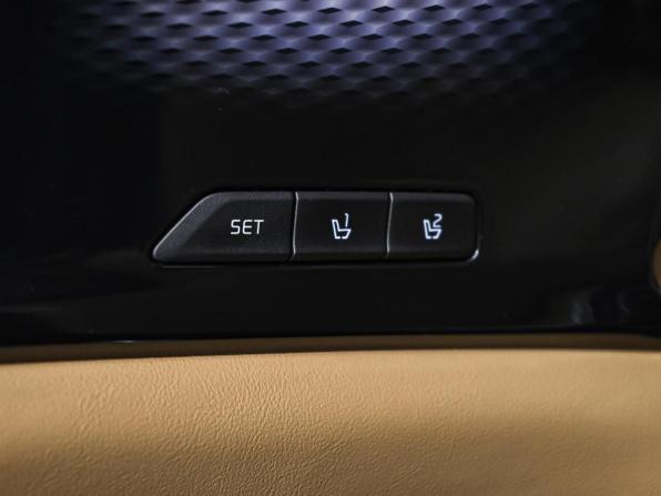 Kia Carnival IV с пробегом 2020 года, цена 3 790 000 рублей, 83971 км, минивэн, Автокод Объявления