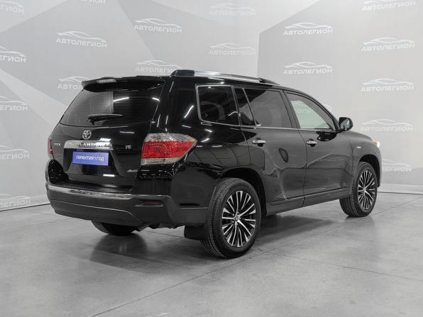 Toyota Highlander II (XU40) Рестайлинг с пробегом 2010 года, цена 2 050 000 рублей, 128633 км, внедорожник, Автокод Объявления
