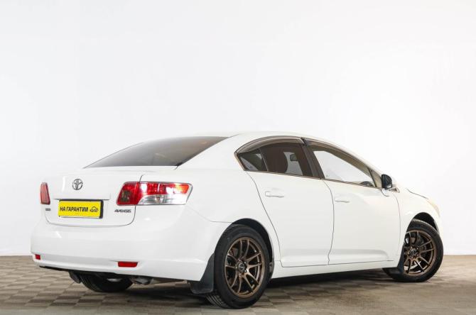 Toyota Avensis III Рестайлинг с пробегом 2011 года, цена 999 000 рублей, 325100 км, седан, Автокод Объявления