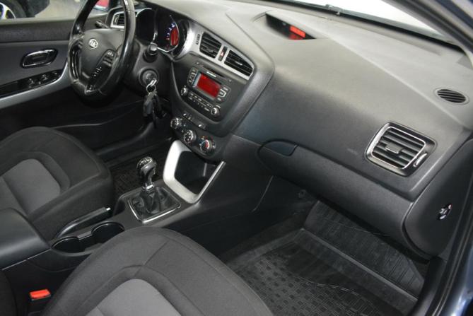 Kia Ceed II с пробегом 2014 года, цена 1 039 000 рублей, 120000 км, хэтчбек, Автокод Объявления