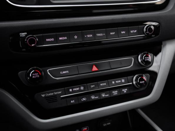 Kia Carnival III с пробегом 2020 года, цена 3 121 938 рублей, 134756 км, минивэн, Автокод Объявления