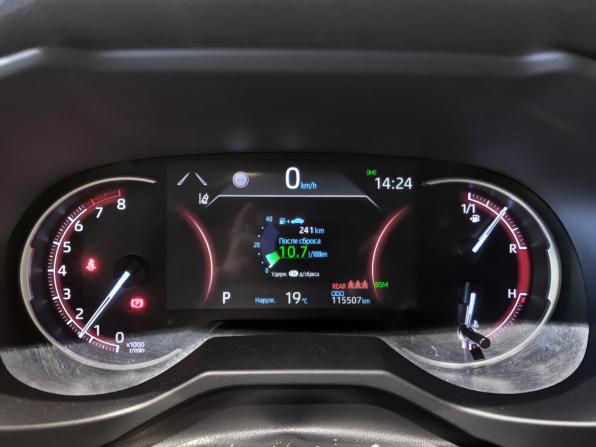 Toyota RAV4 V (XA50) с пробегом 2022 года, цена 3 770 000 рублей, 115507 км, внедорожник, Автокод Объявления