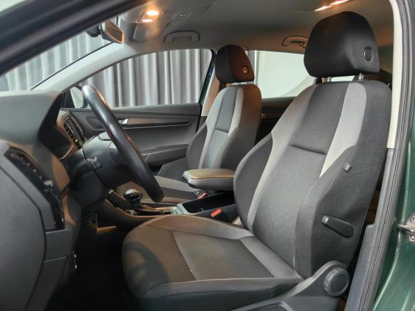 Skoda Karoq I с пробегом 2020 года, цена 2 255 000 рублей, 99089 км, внедорожник, Автокод Объявления