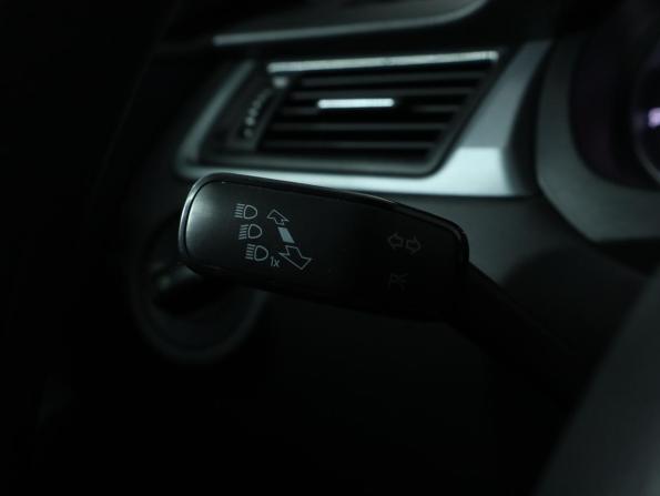 Skoda Rapid I Рестайлинг с пробегом 2018 года, цена 899 000 рублей, 125000 км, лифтбек, Автокод Объявления