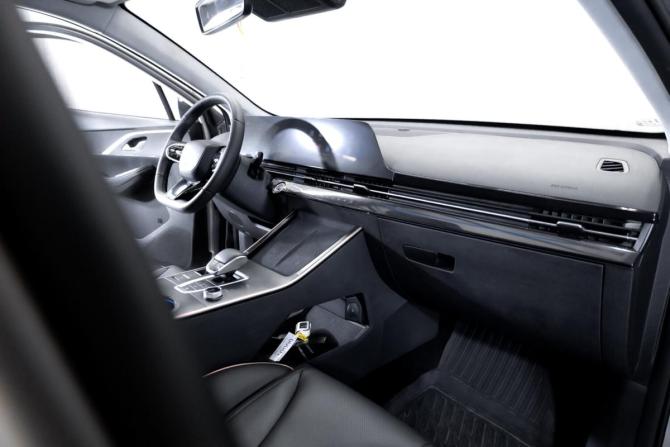 Omoda C5 I с пробегом 2023 года, цена 1 739 000 рублей, 40000 км, внедорожник, Автокод Объявления