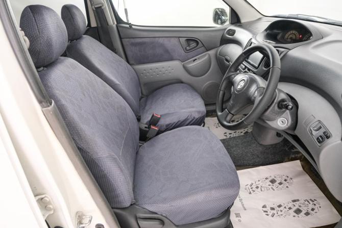 Toyota FunCargo с пробегом 2001 года, цена 459 000 рублей, 420000 км, компактвэн, Автокод Объявления