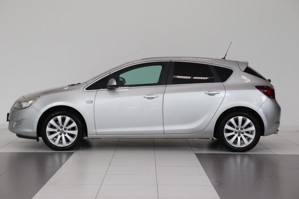 Opel Astra J Ульяновск  - изображение 4