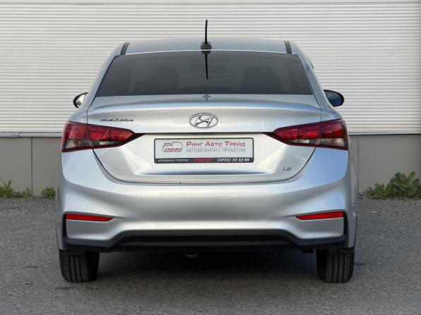 Hyundai Solaris II с пробегом 2018 года, цена 1 497 000 рублей, 82062 км, седан, Автокод Объявления