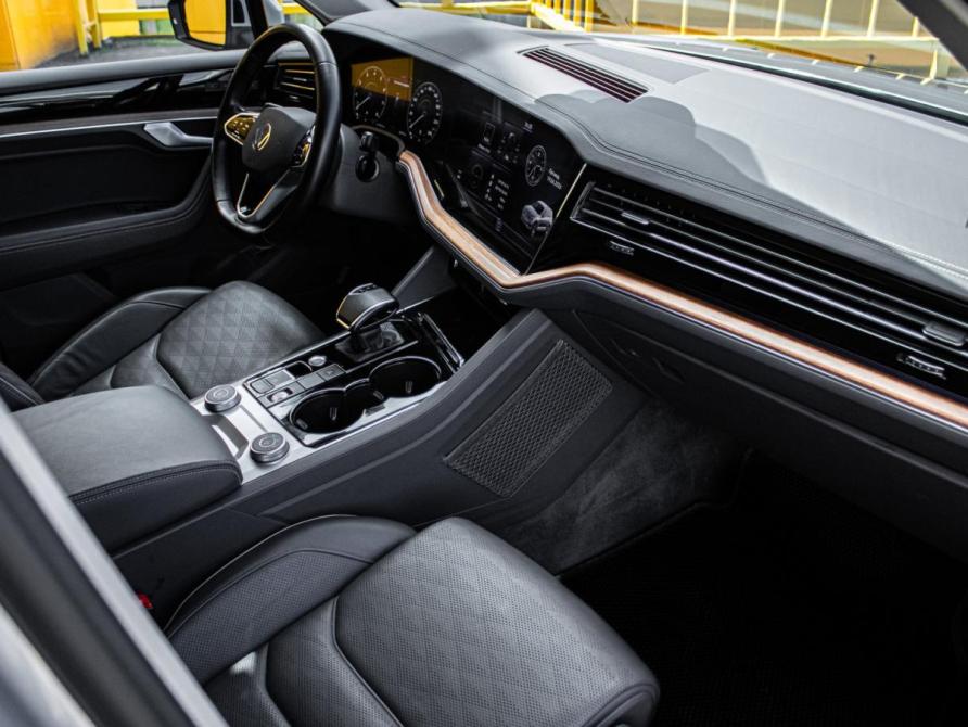 Volkswagen Touareg III Москва  - изображение 10
