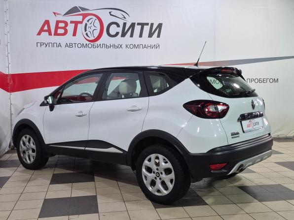 Renault Kaptur I с пробегом 2017 года, цена 1 267 000 рублей, 147047 км, внедорожник, Автокод Объявления