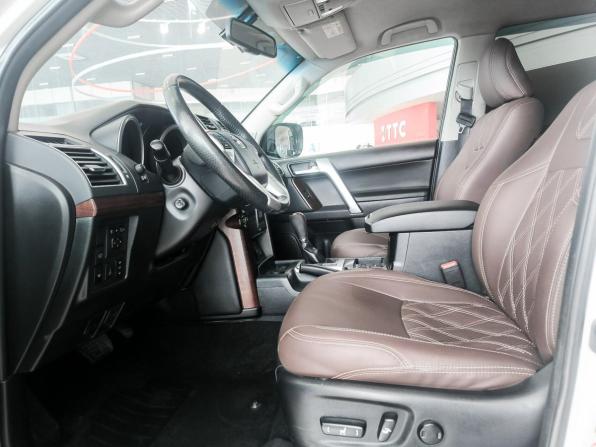 Toyota Land Cruiser Prado 150 Series Рестайлинг 1 с пробегом 2014 года, цена 3 250 000 рублей, 180780 км, внедорожник, Автокод Объявления